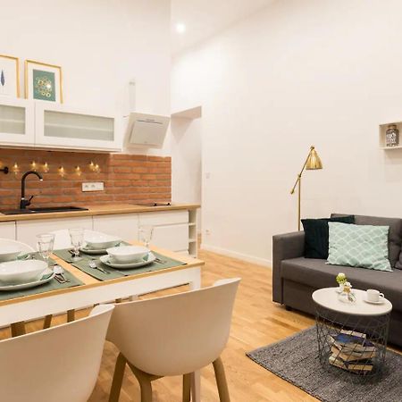 Old Town Apartment - Dluga 30 Street Krakow Ngoại thất bức ảnh